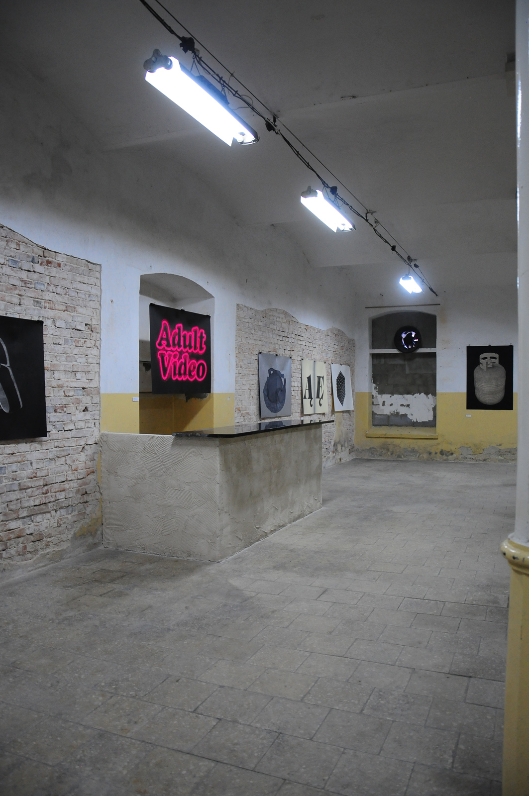 Adult Video Pink - 140 x 100 cm. Limited edition linocut print by Marta Banaszak ADULT VIDEO linocut_detail