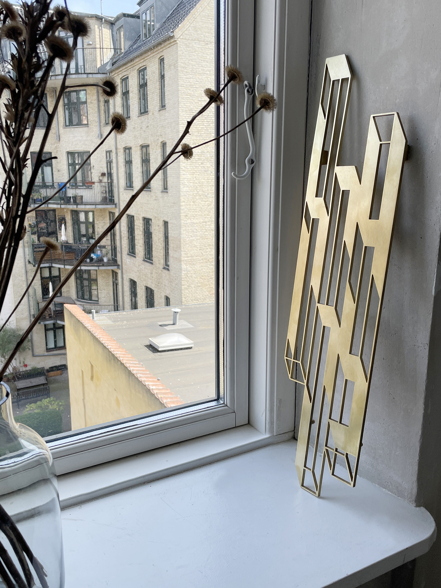 ISO I  /  In Transition | Sculptures | Tina Louise Hunderup | Beauton Art Gallery sculptures, abstract, aesthetic, geometric, monochrome, architecture, patterns, brown, gold, metal, abstract-forms, architectural, Buy original high quality art. Paintings, drawings, limited edition prints & posters by talented artists.