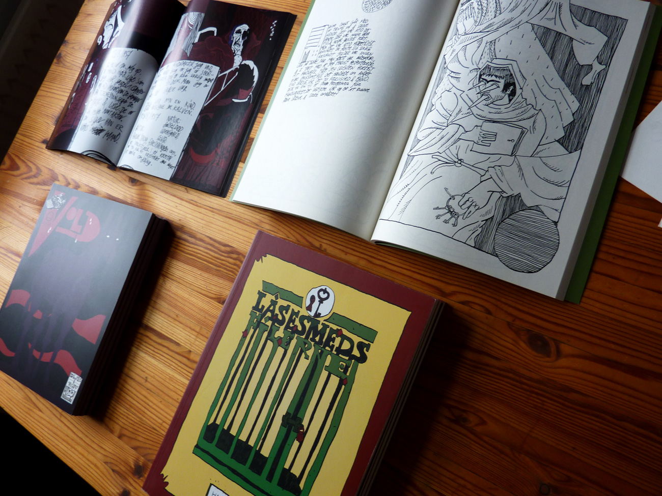 Locksmith Files XXII | Drawings | Halfdan Pisket | Beauton Art Gallery drawings, figurative, illustrative, portraiture, bodies, cartoons, everyday life, sexuality, black, white, paper, marker, erotic, nude, sexual, sketch, Buy original high quality art. Paintings, drawings, limited edition prints & posters by talented artists.