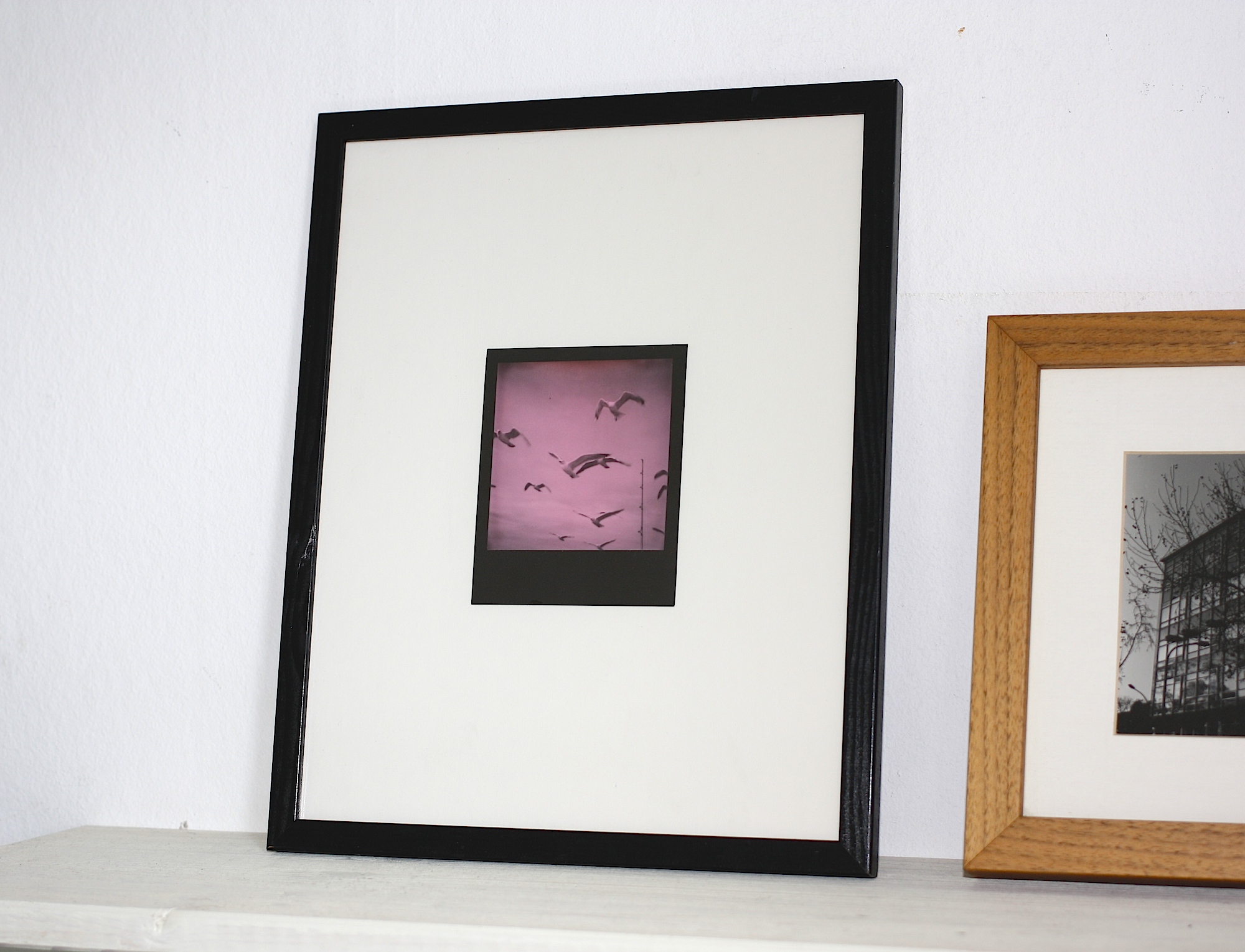 Seagulls (Series 2/2) - 9 x 11 cm.  Original photo in a limited edition of 12 by Rafael Guerrero, photographer and painter.    The photograph is analog and is produced by Rafael's hands and there will be very small variations for each copy.