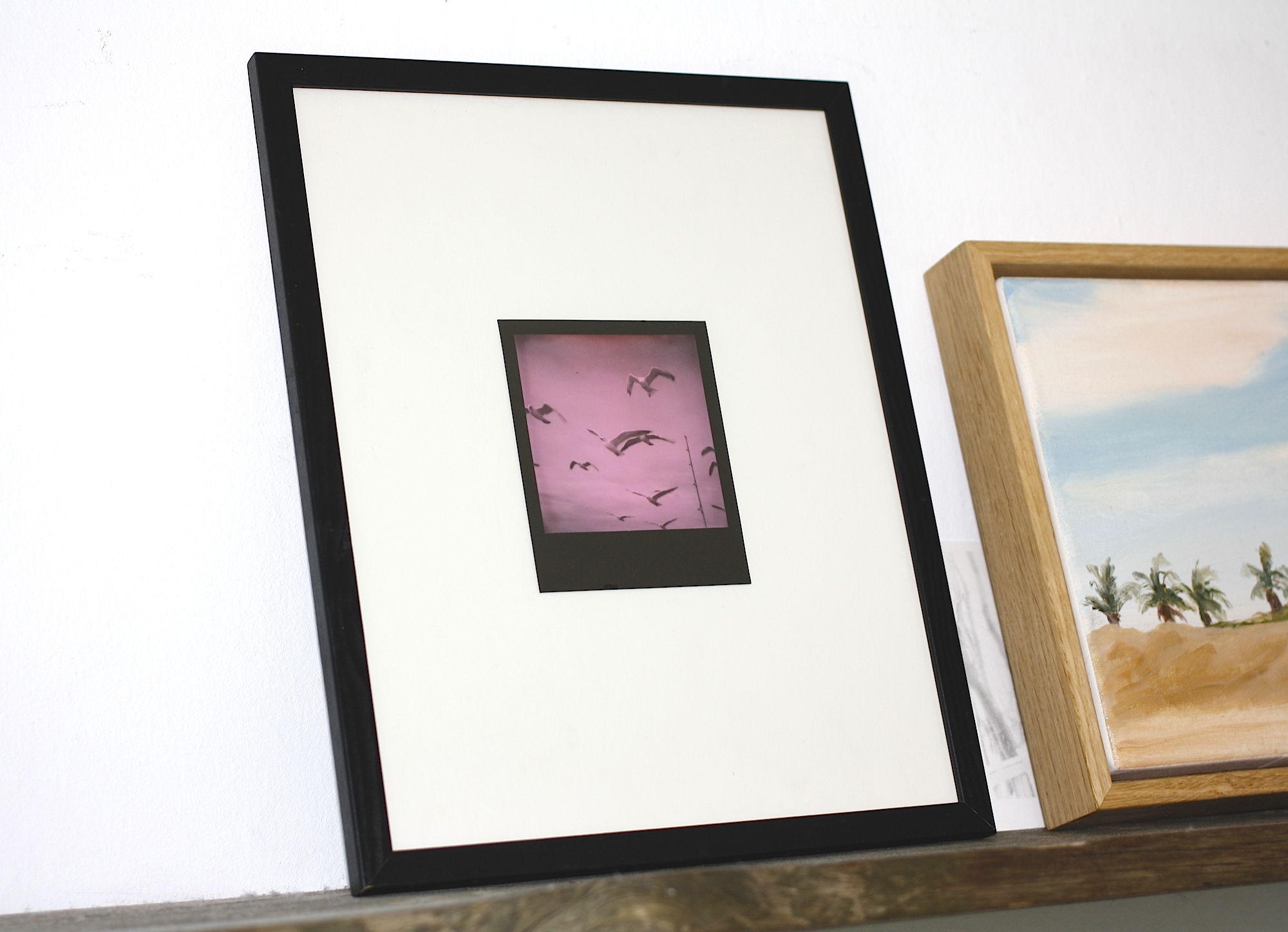 Seagulls (Series 2/2) - 9 x 11 cm.  Original photo in a limited edition of 12 by Rafael Guerrero, photographer and painter.    The photograph is analog and is produced by Rafael's hands and there will be very small variations for each copy.