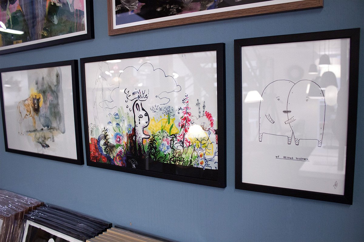 Buy limited edition art posters and prints | Køb kunstplakater, kunsttryk og plakater online