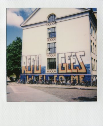 Welcome | Photographs | Rafael Guerrero Céspedes | Beauton Art Gallery photographs, colorful, expressive, graphical, pop, architecture, cartoons, everyday life, moods, typography, beige, blue, green, pastel, photographs, architectural, bikes, boys, buildings, cities, contemporary-art, copenhagen, cubes, danish, day, expressionism, girls, graffiti, houses, love, modern-art, nordic, outdoors, scandinavien, street-art, streets, urban, Buy original high quality art. Paintings, drawings, limited edition prints & posters by talented artists.