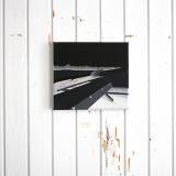 Art exhibition, REVERSED WING - 26 x 23 cm. An original painting by artist Rafael Guerrero Céspedes. art online, art online, talented artists, airplanes, airports, trains, people, luggage, photography, photos